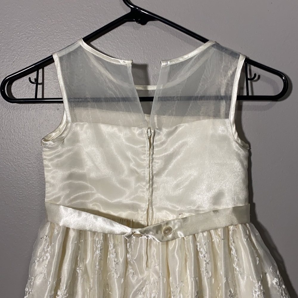 formal dress - Picture 4 of 5